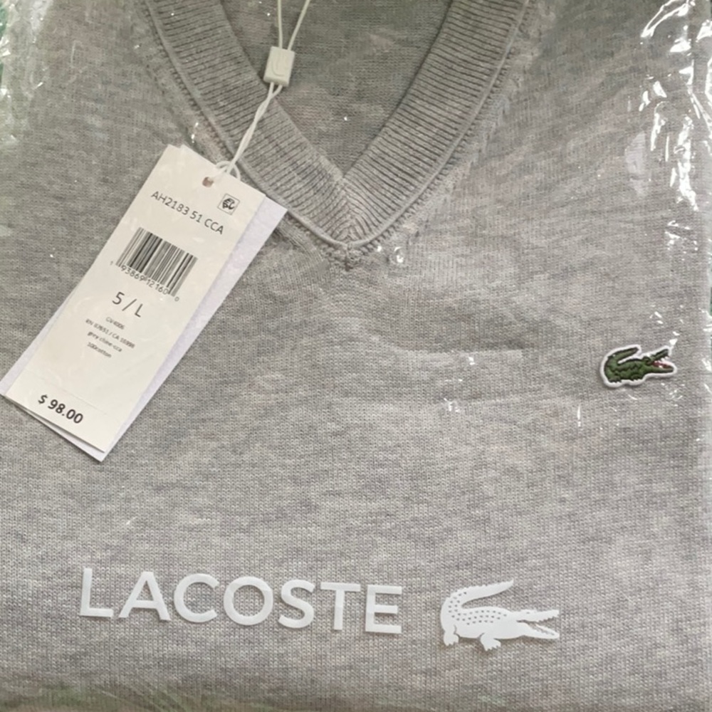 Lacoste Classic fit sweater size 5/L